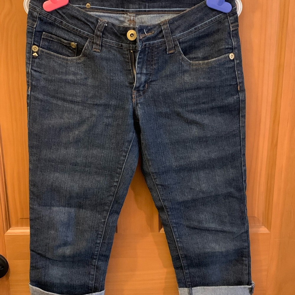 Farlow Jeans Juniors Dark Wash Blue Denim Capris